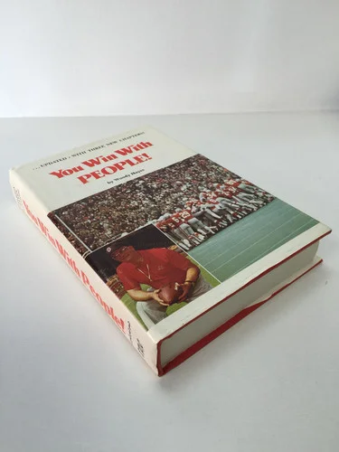 americanbookwarehouse10-922925